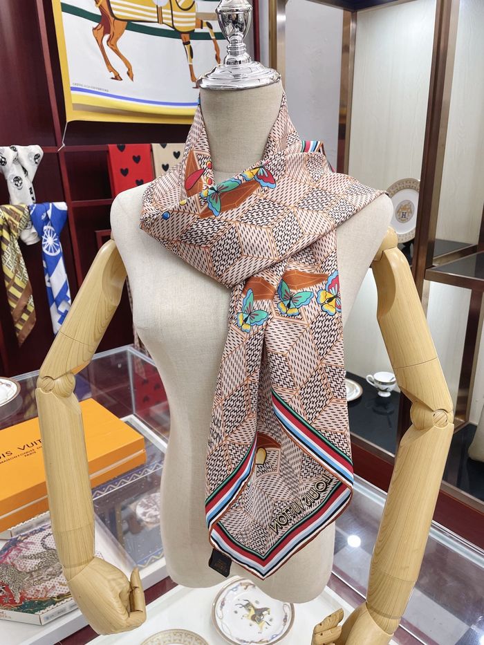 Louis Vuitton Scarf LVS00110